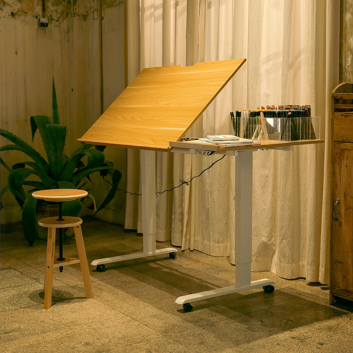 MEEDEN Large Electric Height Adjustable Drafting Table with Side Board, Natural