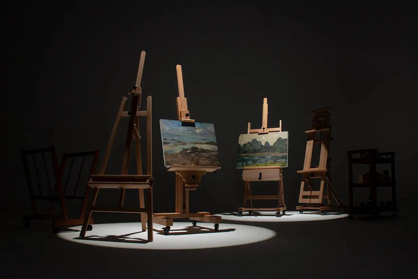 Easel Example How to Pick the Right Easel-Types, Tips & Pointers - MEEDEN ART