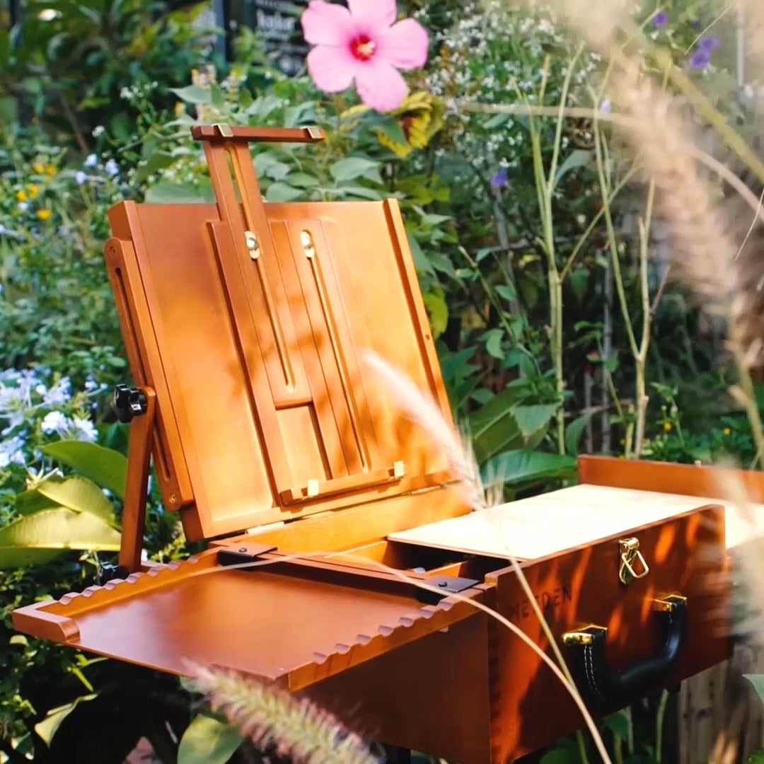 MEEDEN Plein Air Pochade Box with Tripod-Walnut